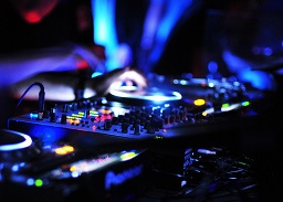 events/pictures-of-disc-jockeys-147302-4026444.jpg